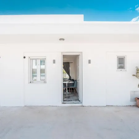Villa Punta Mare 4 *